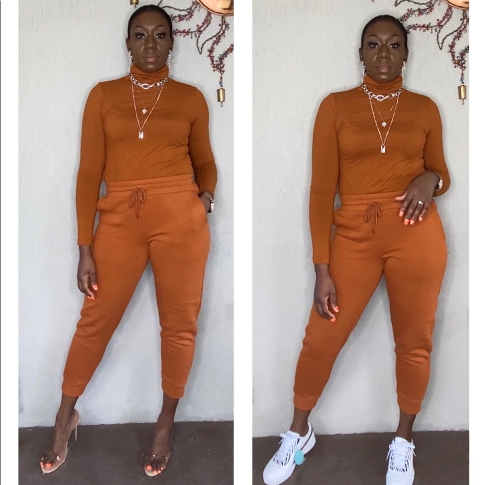Almond Turtleneck Sweatpants Set